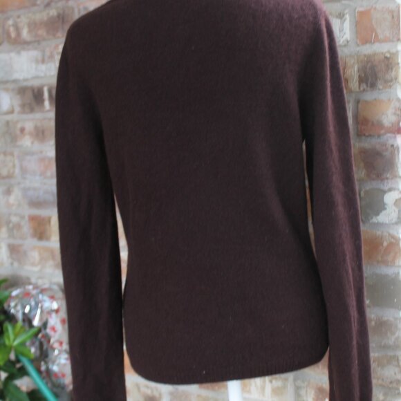 Cashmere Sweater Size Med "Prive" in chocolate Brown V neck with ribbing - Picture 3 of 10